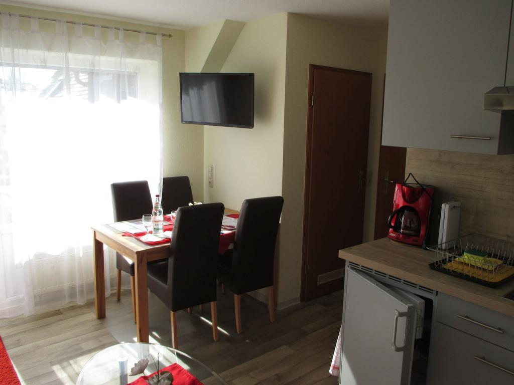 Ferien-Und Gaestehaus Wilma Langenargen Bagian luar foto